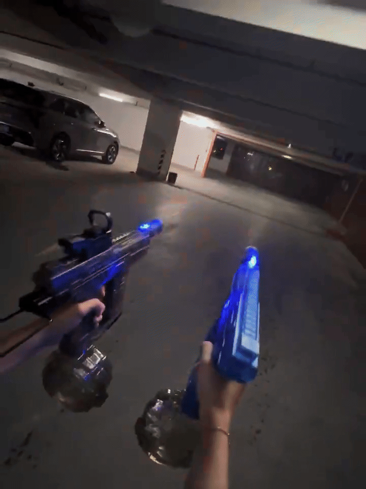 Pistola de agua UZI NUVIA